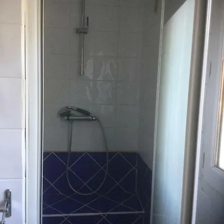 Rez De T2 Calme Proche Commodite Et Mer *